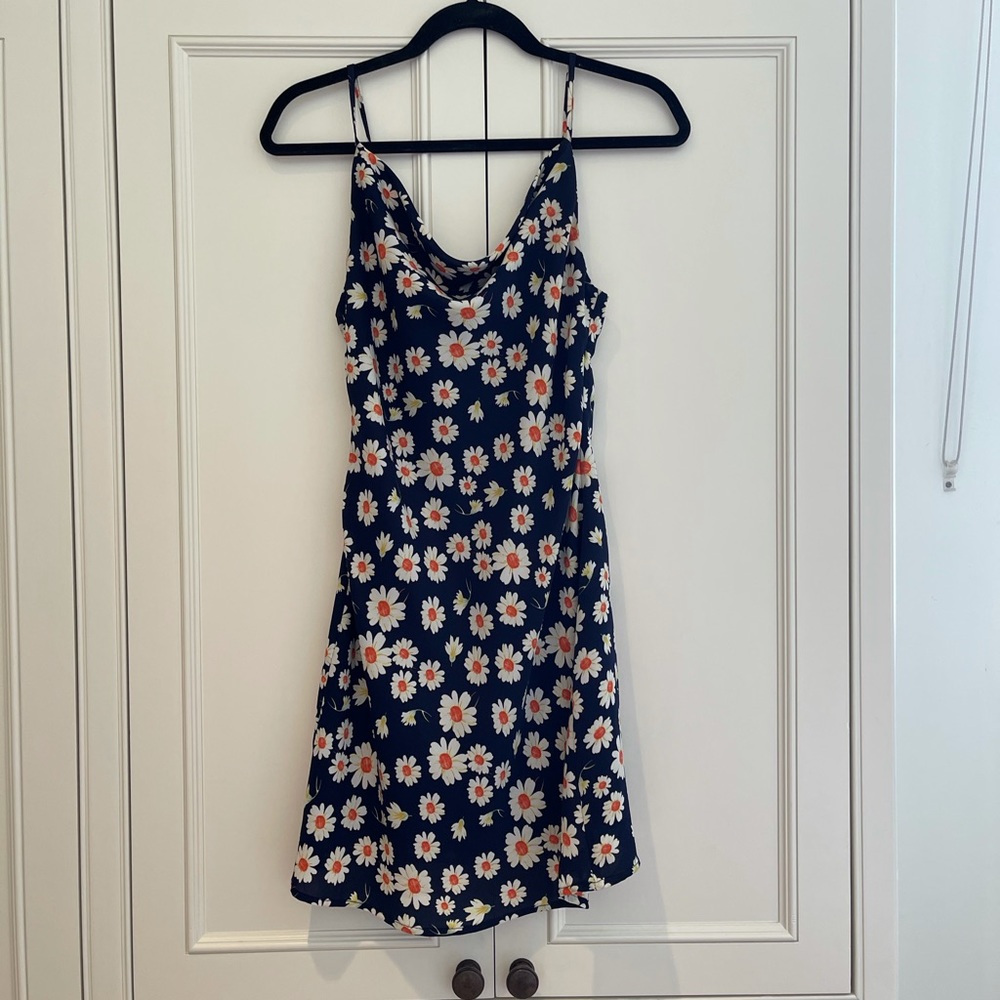 Idem Ditto Floral Mini Dress